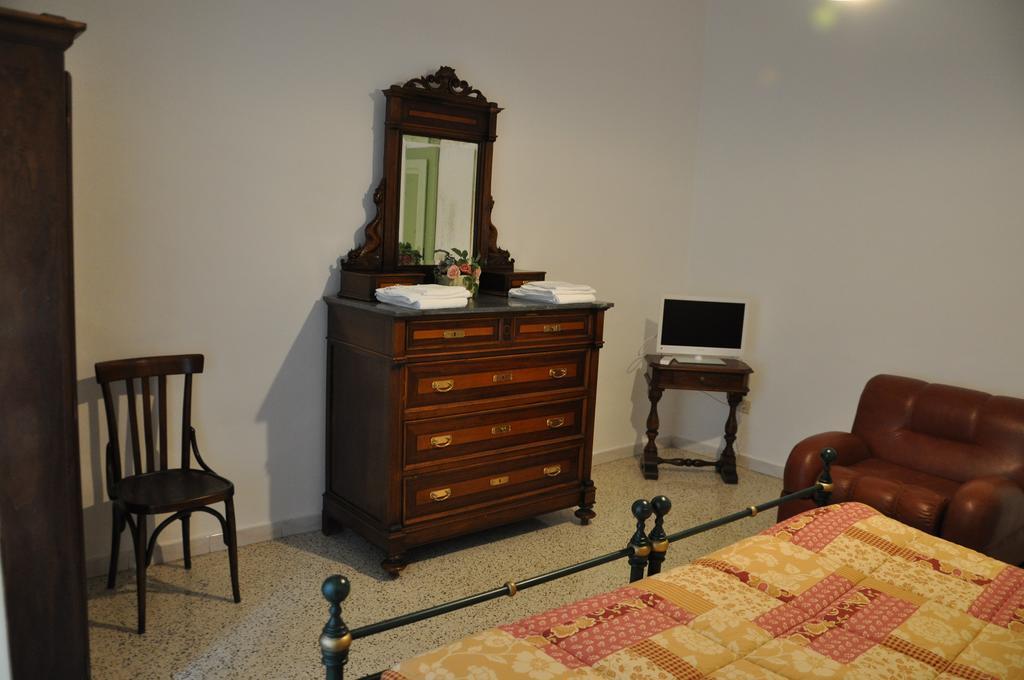 פוליניו Agriturismo "Antico Frantoio" מראה חיצוני תמונה