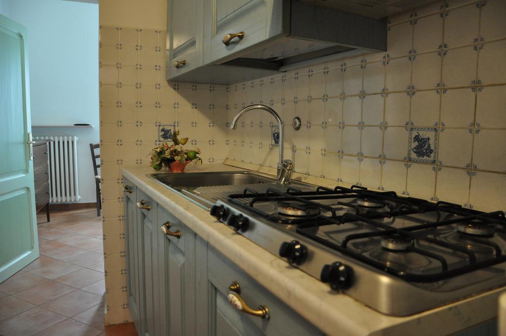 פוליניו Agriturismo "Antico Frantoio" מראה חיצוני תמונה