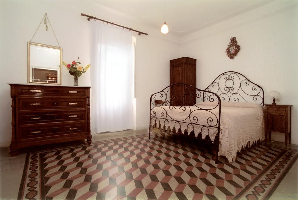 פוליניו Agriturismo "Antico Frantoio" חדר תמונה